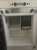                         Ford Transit MK2 zadbany kamper vintage - zdjęcie 13
                        
