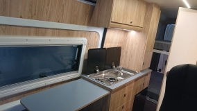                        Kampervan Peugeot Boxer 2019 L3H2, Zarejestrowany na 5 osób (Jazda i Spanie)) - zdjęcie 12
                        