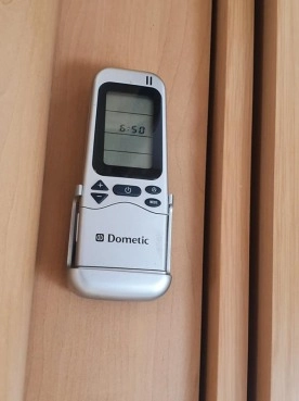                         Przyczepa Knaus Südwind 500 - zdjęcie 7
                        