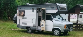                         Samowystarczalny kamper gotowy do drogi, vintage - zdjęcie 1
                        