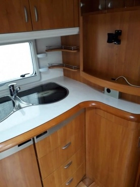                         Przyczepa kempingowa Hobby Excellent 460 - zdjęcie 3
                        