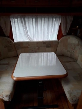                         Przyczepa kempingowa Hobby Excellent 460 - zdjęcie 8
                        