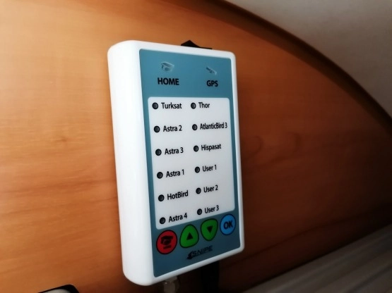                         Fiat Ducato Kamper Hymer 2013r max długi 53 tys km - zdjęcie 14
                        