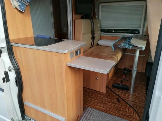                         Fiat Ducato Kamper Hymer 2013r max długi 53 tys km - zdjęcie 15
                        