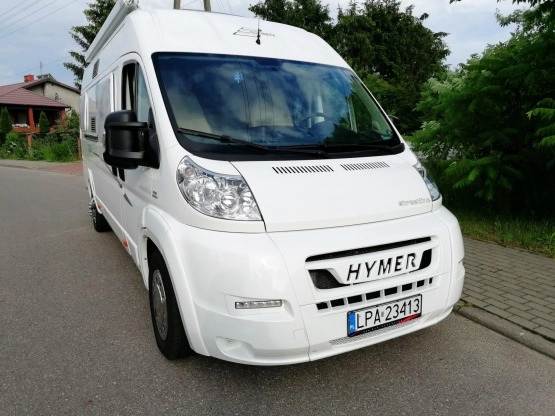                         Fiat Ducato Kamper Hymer 2013r max długi 53 tys km - zdjęcie 2
                        