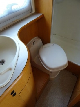                         Fiat Ducato HYMER 2,3 diesel 2003 rok klima bezwypadkowy - zdjęcie 14
                        