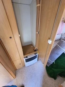                         Przyczepa Avento Royal 420 TL - zdjęcie 4
                        