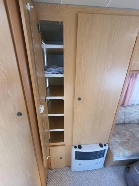                         Przyczepa Avento Royal 420 TL - zdjęcie 6
                        