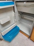                         KNAUS Sudwind 500 TKM, łóżko piętrowe i francuskie, doposażona - zdjęcie 19
                        