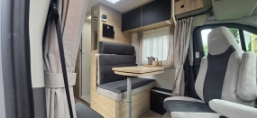                         Chausson Sport Line S695 SLIM model 2026 | przebieg 10900km | Clesana | 2 panele | 200Ah LifePo4 | platforma motocyklowa - zdjęcie 9
                        