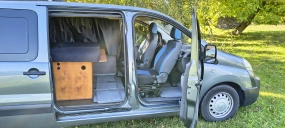                         Fiat Scudo 2w1 mini kamper i 9 osobowy - zdjęcie 6
                        