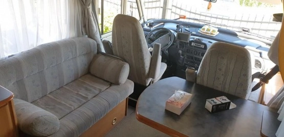                         Hymer 700 Integra na Sprinter 2,7 Cdi - zdjęcie 6
                        