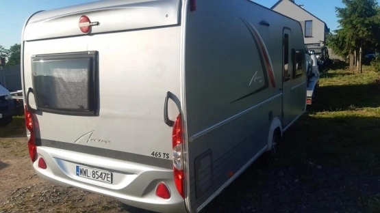                         Burstner Averso 465 TS, 13 r., 530 cm wewnątrz - zdjęcie 14
                        