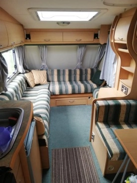                         Abbey Aventura 325, 2004 rok - zdjęcie 9
                        