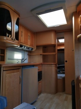                         Sprzedam Hobby Exclusive 560 - zdjęcie 2
                        