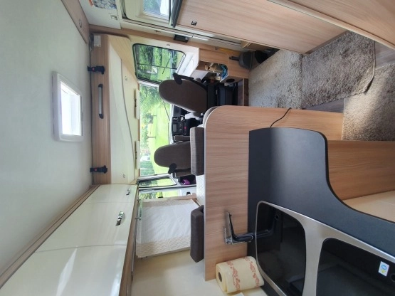                         Sprzedam kampera  - zdjęcie 7
                        