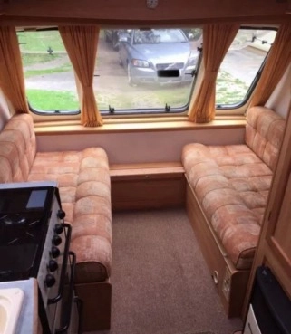                         Fleetwood Harmony 450 - zdjęcie 4
                        