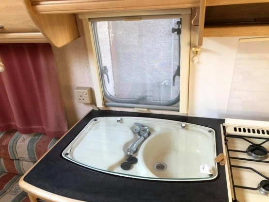                         Przyczepa kempingowa Abbey Aventura 315 - zdjęcie 2
                        