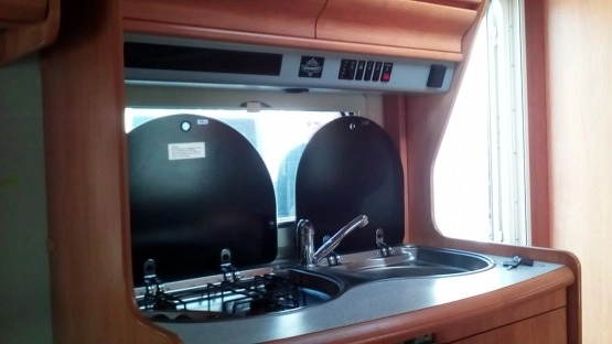                         Hobby 400 - zdjęcie 1
                        