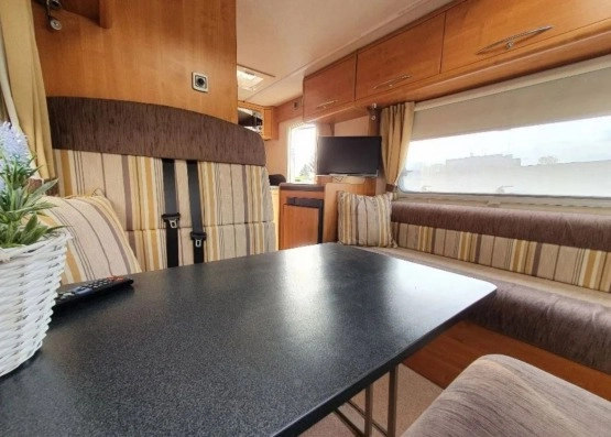                         Ford Transit Camper 2013 od osoby prywatnej ( kamper ) - zdjęcie 6
                        