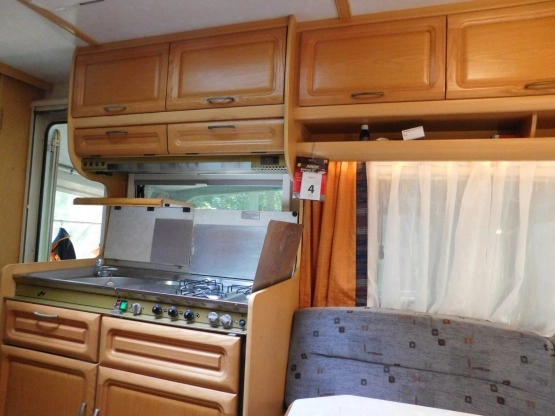                         super przyczepa campingowa FENDT - zdjęcie 4
                        