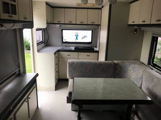                         Przyczepa kempingowa Hobby - zdjęcie 6
                        