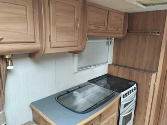                         Przyczepa angielska.  - zdjęcie 2
                        