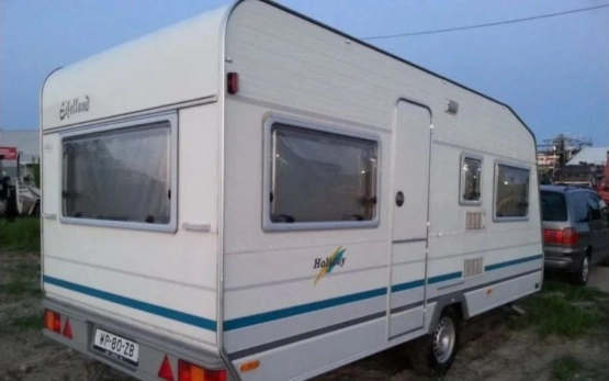                         KNAUS Eifelland Holiday - zdjęcie 3
                        