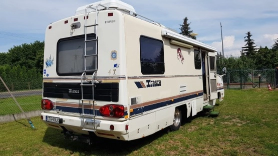                         Kamper Winnebago Itasca Sunflayer  - zdjęcie 15
                        