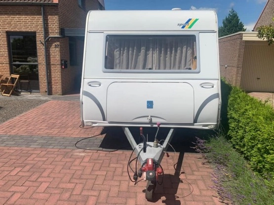                         Knaus Sport 420, 2003 r. - zdjęcie 5
                        