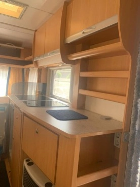                         Knaus Sport 420, 2003 r. - zdjęcie 6
                        