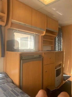                         Knaus Sport 420, 2003 r. - zdjęcie 9
                        