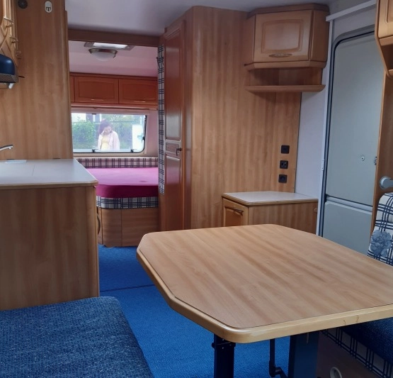                         Przyczepa Knaus Azur 550 - zdjęcie 7
                        