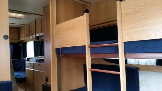                         Sprzedam przyczepę kempingową TEC, 5 osobowa, 1989 r., DCM 1170 kg - zdjęcie 14
                        