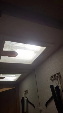                         Sprzedam przyczepę kempingową TEC, 5 osobowa, 1989 r., DCM 1170 kg - zdjęcie 4
                        