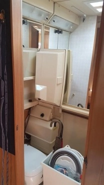                         Sprzedam przyczepę kempingową TEC, 5 osobowa, 1989 r., DCM 1170 kg - zdjęcie 9
                        