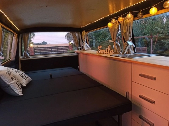                         Volkswagen Transporter 2000 rok - zdjęcie 7
                        