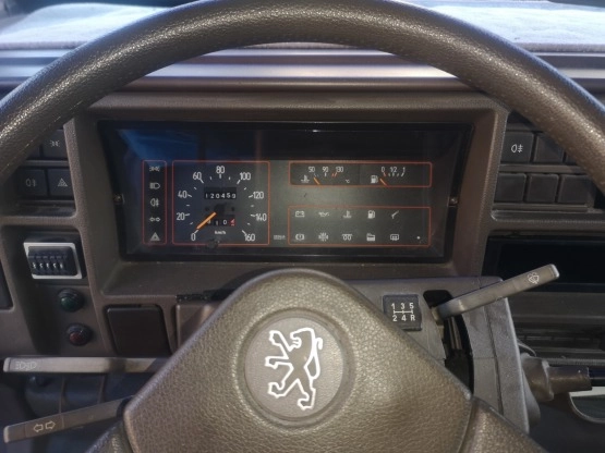                         Kamper Peugeot J5 Integra 2.5 TD 120tys solar brak korozji - zdjęcie 14
                        