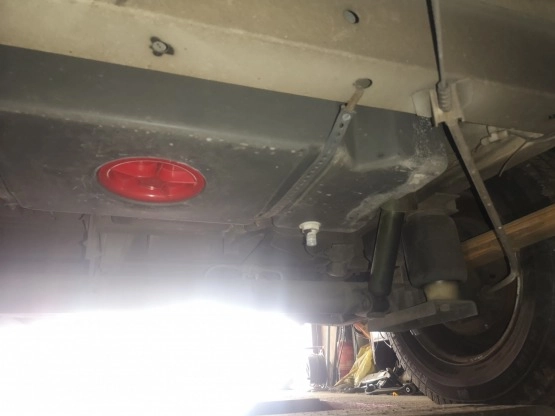                         Kamper Peugeot J5 Integra 2.5 TD 120tys solar brak korozji - zdjęcie 2
                        