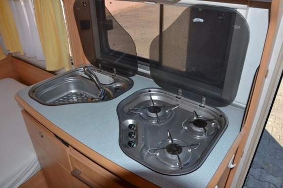                         Przyczepa TEC Tour 390, 2006 r. - zdjęcie 6
                        