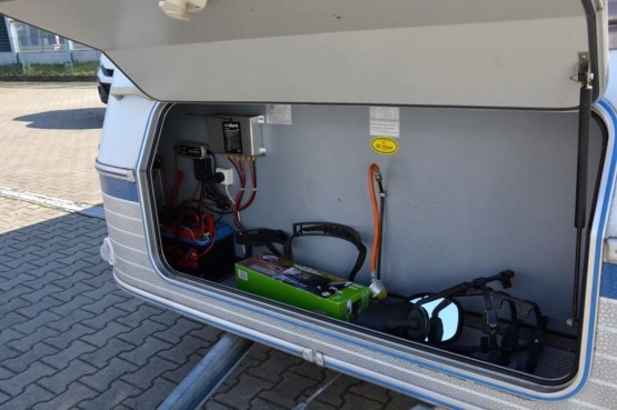                         Przyczepa TEC Tour 390, 2006 r. - zdjęcie 7
                        