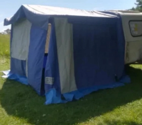                         Duży przedsionek Niewiadów n126 - zdjęcie 2
                        