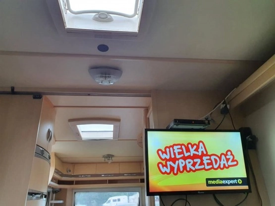                         Przyczepa Hobby 575 VIP, najwygodniejsza na rynku - zdjęcie 2
                        