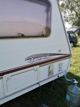                         Sprzedam przyczepę kempingowa - zdjęcie 5
                        