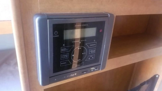                         2011 rok, Camper MPG - zdjęcie 4
                        