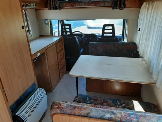                         Fiat Ducato KAMPER 2.5 TDI 1997 - zdjęcie 9
                        