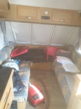                         Przyczepa Elddis Typhoon EX2000 - zdjęcie 10
                        