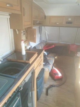                         Przyczepa Elddis Typhoon EX2000 - zdjęcie 11
                        