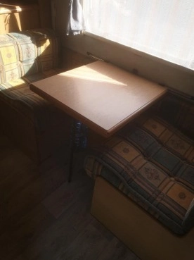                         Przyczepa Elddis Typhoon EX2000 - zdjęcie 3
                        