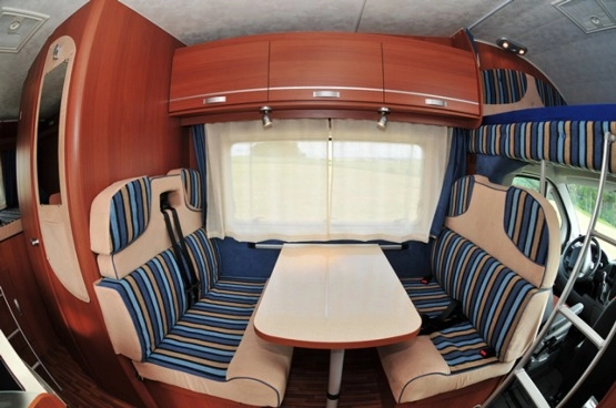                         Kamper 6 osobowy Fiat Dukato Elnagh Baron 46 - zdjęcie 5
                        